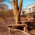 Auch im Herbst und Winter wunderschön: das Aussengelände
